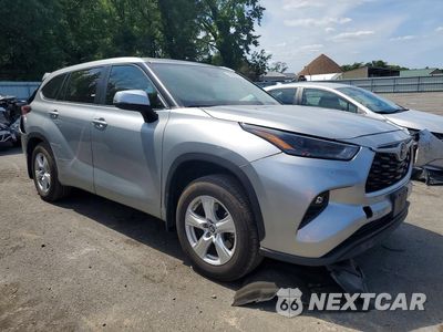 Czwarte zdjęcie samochodu z boku: 2023 TOYOTA HIGHLANDER LE VIN:5TDKDRAH3PS516530 - miniatura