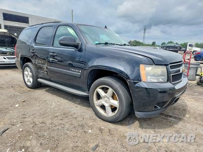 Czwarte zdjęcie samochodu z boku: 2008 CHEVROLET TAHOE K1500 VIN:1GNFK13078J232257 - miniatura