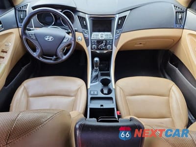 Zdjęcie 8 z 12 samochodu: 2015 HYUNDAI SONATA HYBRID LIMITED VIN:KMHEC4A47FA136033 - miniatura