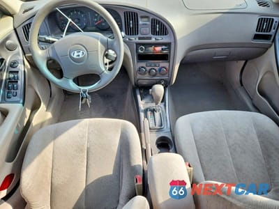 Zdjęcie 8 z 12 samochodu: 2006 HYUNDAI ELANTRA GLS VIN:KMHDN46D96U297223 - miniatura