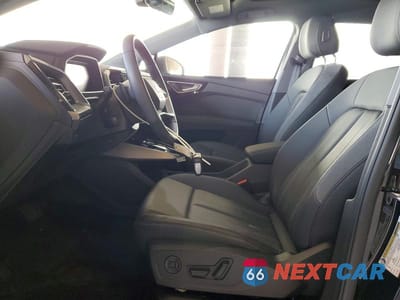 Zdjęcie 7 z 14 samochodu: 2024 AUDI Q4 E-TRON PREMIUM VIN:WA1KUBFZ9RP083277 - miniatura