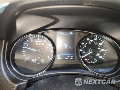Zdjęcie 9 z 13 samochodu: 2019 NISSAN ROGUE SV VIN:KNMAT2MV8KP534158 - miniatura