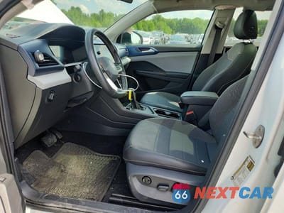 Zdjęcie 7 z 13 samochodu: 2023 VOLKSWAGEN TAOS SE VIN:3VVEX7B28PM369819 - miniatura