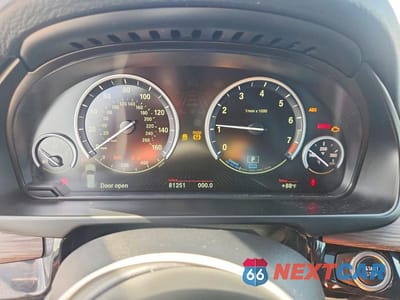 Zdjęcie 9 z 13 samochodu: 2016 BMW X5 XDR40E VIN:5UXKT0C59G0S75687 - miniatura
