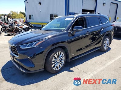 2025 TOYOTA HIGHLANDER HYBRID PLATINUM 5TDEBRCHXSS649164 - główne zdjęcie licytacji z USA - miniatura