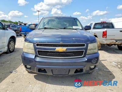 Piąte zdjęcie samochodu w środku: 2008 CHEVROLET TAHOE K1500 VIN:1GNFK13098R129472 - miniatura