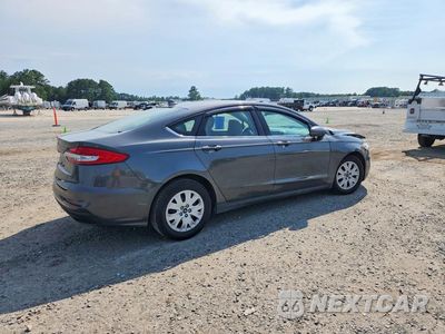 Trzecie zdjęcie samochodu z tyłu: 2020 FORD FUSION S VIN:3FA6P0G74LR143343 - miniatura