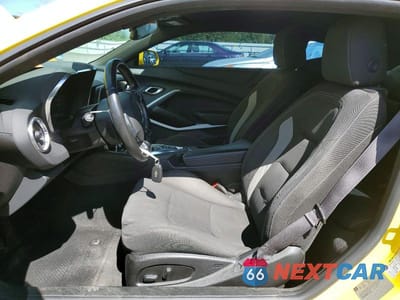 Zdjęcie 7 z 12 samochodu: 2017 CHEVROLET CAMARO LT VIN:1G1FB1RX5H0121010 - miniatura
