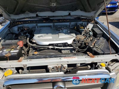 Zdjęcie 12 z 13 samochodu: 2004 NISSAN PATHFINDER SE VIN:JN8DR09Y84W916075 - miniatura