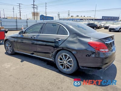 Drugie zdjęcie samochodu z przodu: 2016 MERCEDES-BENZ C 300 VIN:55SWF4JB5GU175340 - miniatura