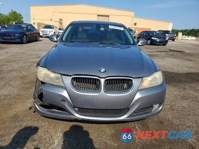 Piąte zdjęcie samochodu w środku: 2011 BMW 328 I VIN:WBAPH7C56BE723572 - miniatura