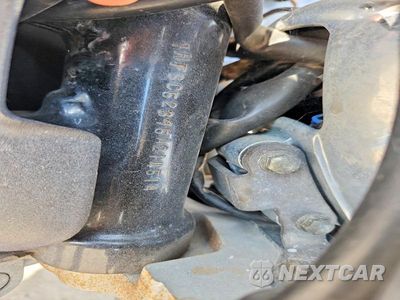 Zdjęcie 9 z 9 samochodu: 2005 HONDA VTX1300 R VIN:1HFSC52395A214514 - miniatura