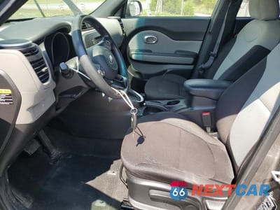 Zdjęcie 7 z 12 samochodu: 2016 KIA SOUL BASE VIN:KNDJN2A22G7284654 - miniatura