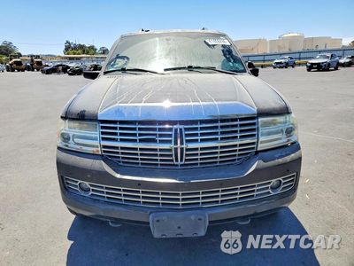 Piąte zdjęcie samochodu w środku: 2011 LINCOLN NAVIGATOR L VIN:5LMJJ3J57BEJ00432 - miniatura