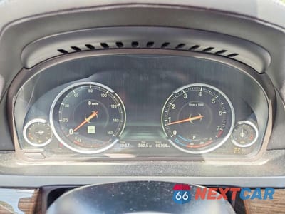 Zdjęcie 9 z 12 samochodu: 2014 BMW 750 LI VIN:WBAYE8C54ED136476 - miniatura