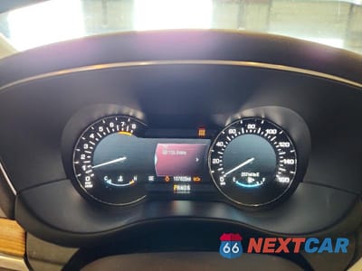 Zdjęcie 9 z 13 samochodu: 2015 LINCOLN MKC VIN:5LMCJ1A91FUJ08828 - miniatura