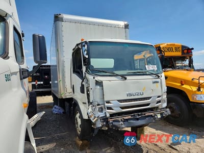 Czwarte zdjęcie samochodu z boku: 2022 ISUZU NPR XD BOX TRUCK VIN:JALC4W160N7K02759 - miniatura