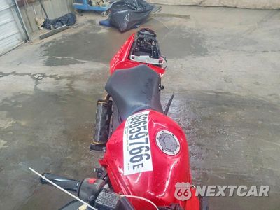 Piąte zdjęcie samochodu w środku: 2010 KAWASAKI EX250 J VIN:JKAEXMJ1XADA61993 - miniatura