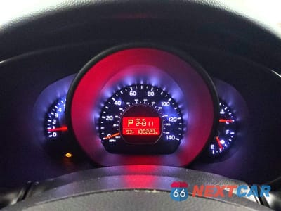 Zdjęcie 9 z 12 samochodu: 2019 KIA SOUL BASE VIN:KNDJN2A20K7651009 - miniatura