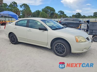Czwarte zdjęcie samochodu z boku: 2005 MITSUBISHI GALANT ES MEDIUM VIN:4A3AB36F95E064718 - miniatura