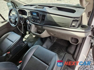 Zdjęcie 8 z 13 samochodu: 2023 FORD TRANSIT T-250 VIN:1FTBR1C88PKB46151 - miniatura