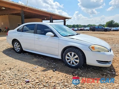Czwarte zdjęcie samochodu z boku: 2010 CHEVROLET IMPALA POLICE VIN:2G1WD5EM3A1247003 - miniatura