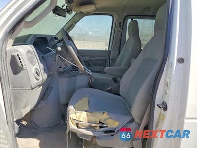 Zdjęcie 7 z 13 samochodu: 2013 FORD ECONOLINE E350 SUPER DUTY WAGON VIN:1FBNE3BL3DDA45338 - miniatura