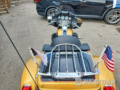 Zdjęcie 6 z 9 samochodu: 2017 HARLEY-DAVIDSON FLHTCUTG TRI GLIDE ULTRA VIN:1HD1MAD1XHB854395 - miniatura