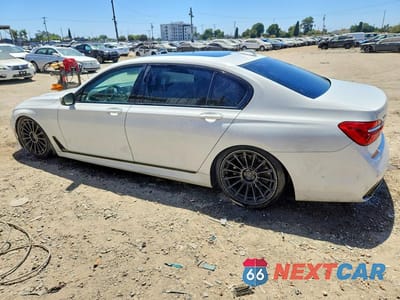 Drugie zdjęcie samochodu z przodu: 2016 BMW 750 XI VIN:WBA7F2C57GG417114 - miniatura