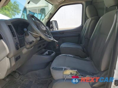 Zdjęcie 7 z 13 samochodu: 2018 NISSAN NV 2500 HD S VIN:1N6AF0LY3JN818117 - miniatura