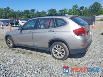 Drugie zdjęcie samochodu z przodu: 2013 BMW X1 XDRIVE28I VIN:WBAVL1C57DVR91228 - miniatura