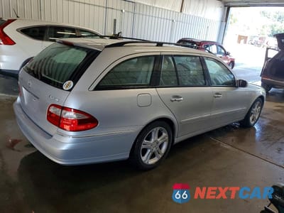 Trzecie zdjęcie samochodu z tyłu: 2006 MERCEDES-BENZ E 350 4MATIC WAGON VIN:WDBUH87J86X192208 - miniatura