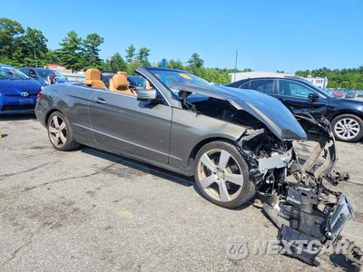 Czwarte zdjęcie samochodu z boku: 2013 MERCEDES-BENZ E 350 VIN:WDDKK5KF0DF183653 - miniatura