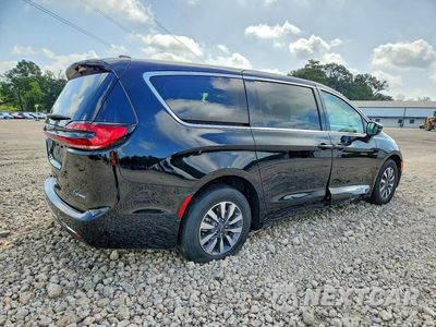 Trzecie zdjęcie samochodu z tyłu: 2024 CHRYSLER PACIFICA HYBRID SELECT VIN:2C4RC1S74RR130610 - miniatura