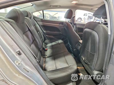 Zdjęcie 10 z 12 samochodu: 2017 HYUNDAI ELANTRA VALUE EDITION VIN:5NPD84LF1HH189905 - miniatura