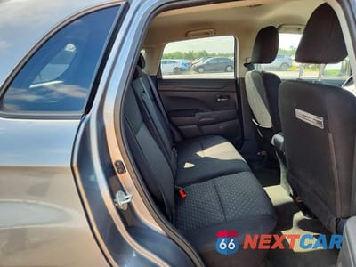 Zdjęcie 11 z 13 samochodu: 2012 MITSUBISHI OUTLANDER SPORT SE VIN:JA4AR4AU0CZ004417 - miniatura