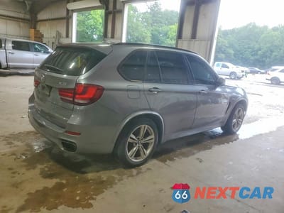 Trzecie zdjęcie samochodu z tyłu: 2015 BMW X5 XDRIVE50I VIN:5UXKR6C57F0J79136 - miniatura