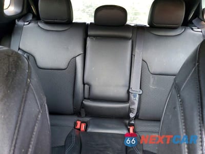 Zdjęcie 10 z 13 samochodu: 2025 JEEP COMPASS LATITUDE VIN:3C4NJDBN3ST617353 - miniatura