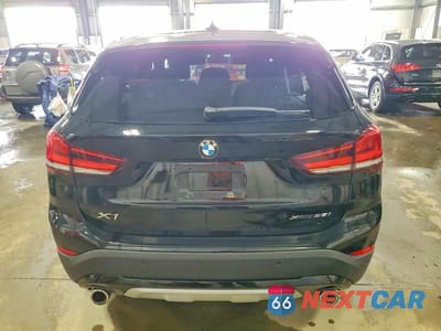 Zdjęcie 6 z 13 samochodu: 2021 BMW X1 XDRIVE28I VIN:WBXJG9C08M5S87955 - miniatura