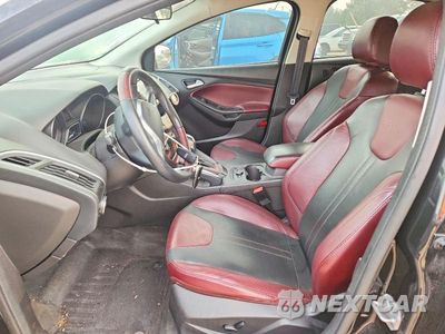 Zdjęcie 7 z 13 samochodu: 2014 FORD FOCUS TITANIUM VIN:1FADP3N27EL161028 - miniatura
