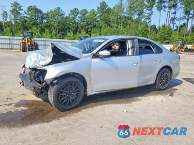 2013 VOLKSWAGEN PASSAT S 1VWAP7A33DC031892 - główne zdjęcie licytacji z USA - miniatura