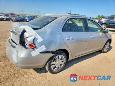 Trzecie zdjęcie samochodu z tyłu: 2010 TOYOTA YARIS BASE VIN:JTDBT4K32A1357819 - miniatura