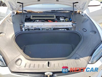 Zdjęcie 11 z 12 samochodu: 2023 TESLA MODEL S VIN:5YJSA1E54PF516115 - miniatura