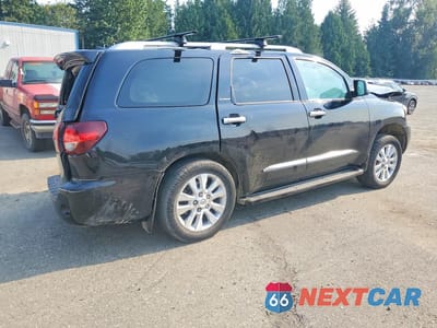 Trzecie zdjęcie samochodu z tyłu: 2019 TOYOTA SEQUOIA PLATINUM VIN:5TDDY5G18KS171505 - miniatura