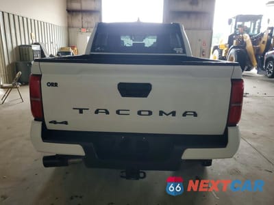 Zdjęcie 6 z 12 samochodu: 2026 TOYOTA TACOMA SR5 VIN:3TMLB5JN0TM264383 - miniatura