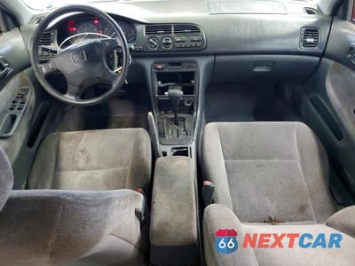 Zdjęcie 8 z 12 samochodu: 1995 HONDA ACCORD EX VIN:JHMCD5655SC002554 - miniatura