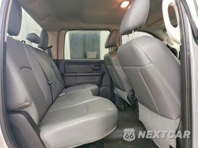 Zdjęcie 10 z 13 samochodu: 2015 RAM 2500 ST VIN:3C6UR5CL7FG500985 - miniatura