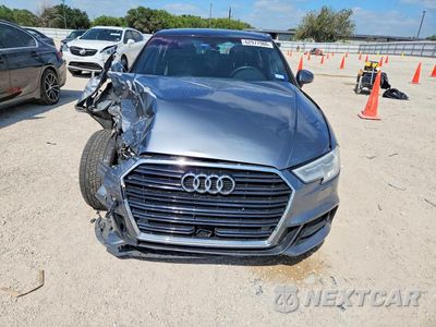 Piąte zdjęcie samochodu w środku: 2018 AUDI A3 PREMIUM PLUS VIN:WAUGUGFF3J1044994 - miniatura