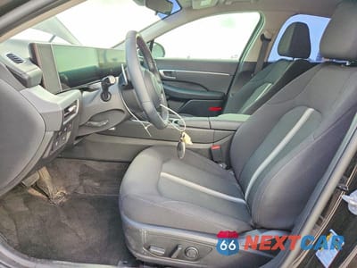 Zdjęcie 7 z 13 samochodu: 2025 HYUNDAI SONATA HYBRID SEL VIN:KMHL34JJ5SA112787 - miniatura