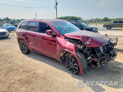 Czwarte zdjęcie samochodu z boku: 2018 JEEP GRAND CHEROKEE LAREDO VIN:1C4RJEAG9JC197473 - miniatura